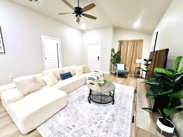 Photo 2 — 7216 35th Street, Lubbock, TX 79407
