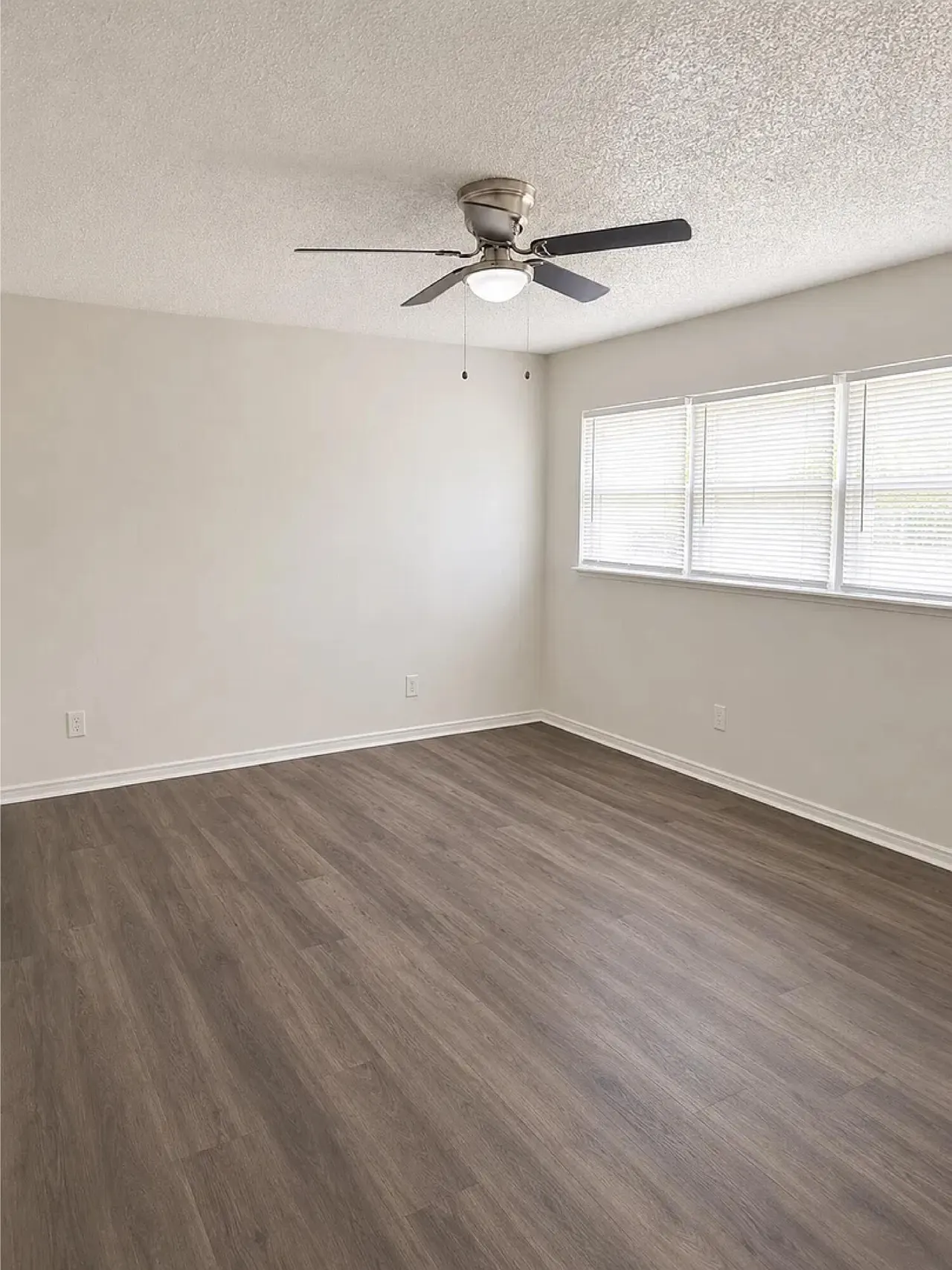 Photo 2 — 4415 42nd Street, Lubbock, TX 79414