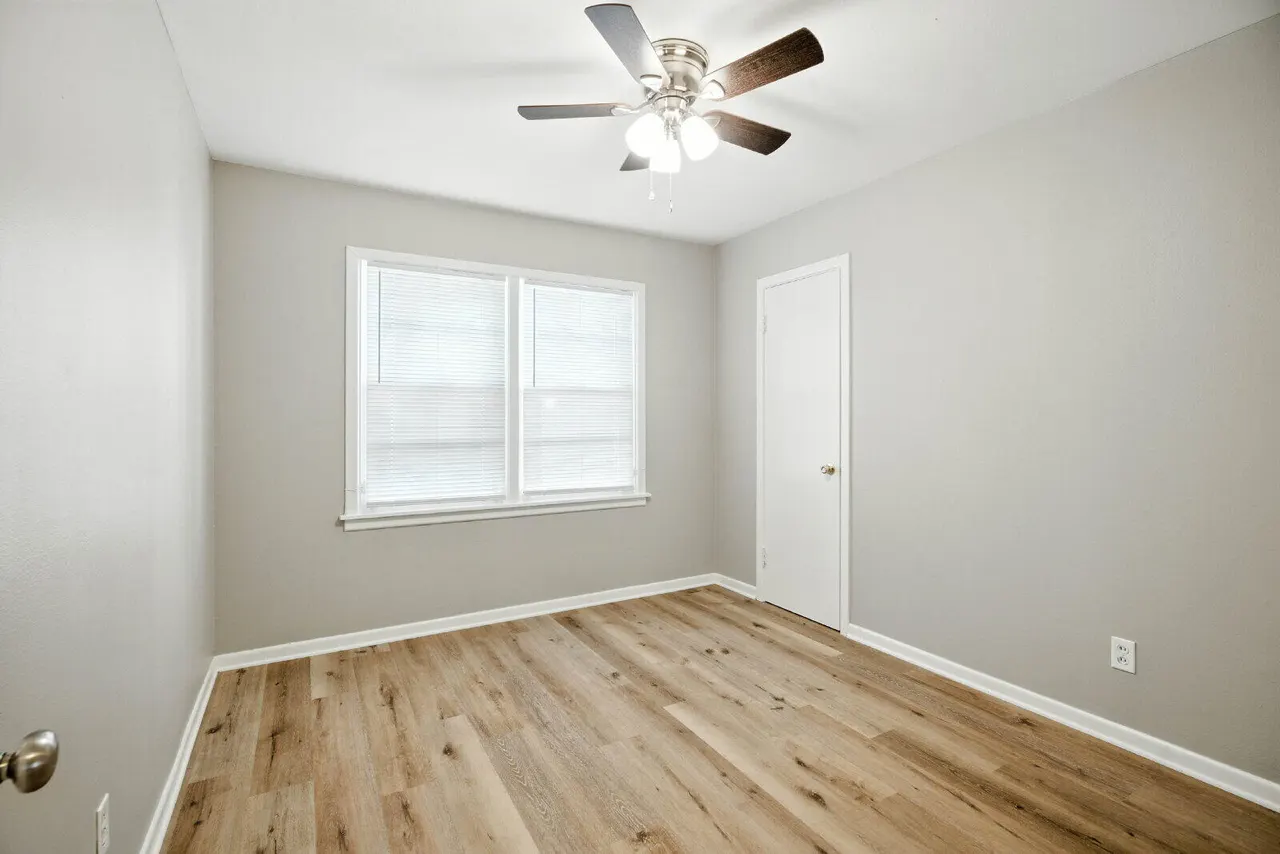 Photo 6 — 4208 42nd Street, Lubbock, TX 79413
