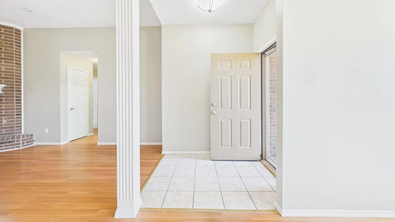 Photo 9 — 6728 6th Street, Lubbock, TX 79416