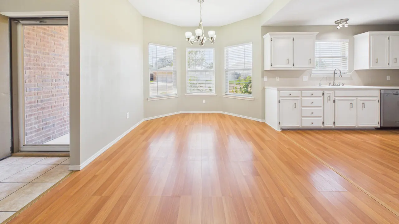 Photo 17 — 6728 6th Street, Lubbock, TX 79416