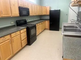 Photo 4 — 402 W Main Street, Brownfield, TX 79316