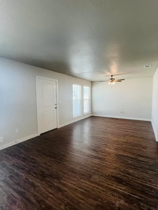 Photo 5 — 1901 134th Street, Lubbock, TX 79423