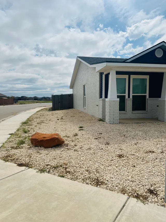 Photo 3 — 1901 134th Street, Lubbock, TX 79423
