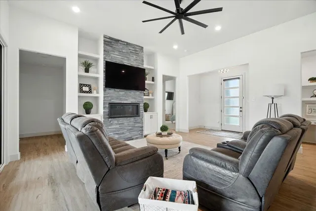 Photo 6 — 604 N 9th Street, Wolfforth, TX 79382