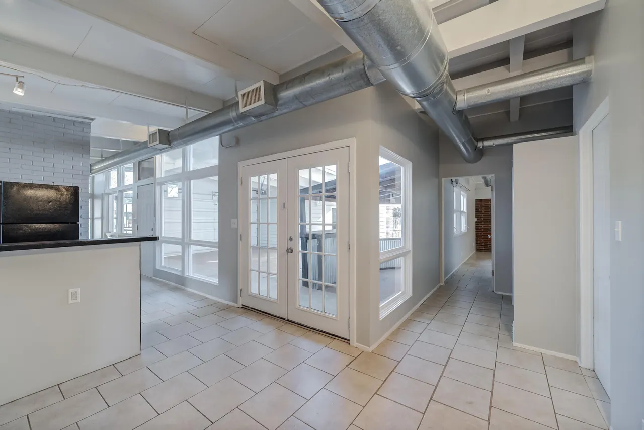 Photo 23 — 2105 57th Street, Lubbock, TX 79412