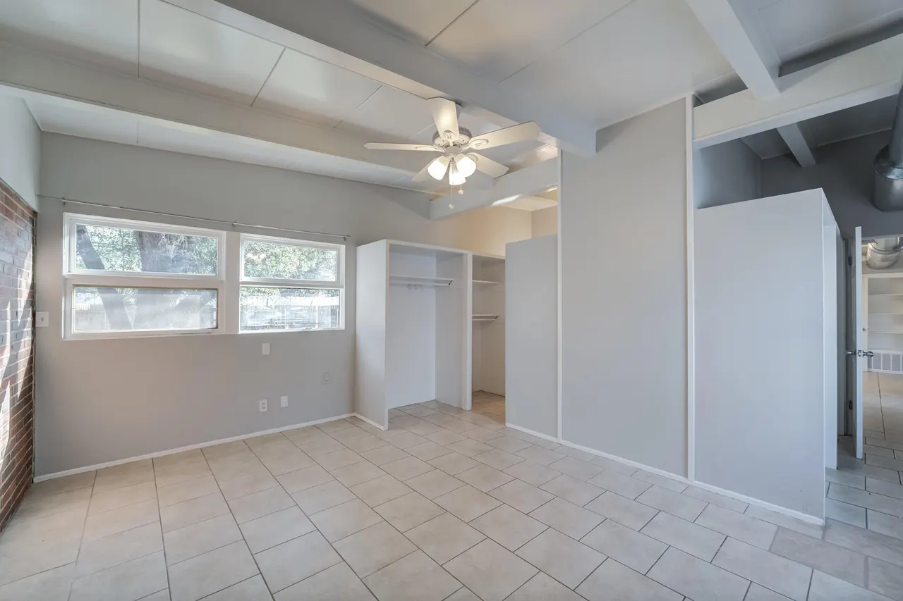 Photo 32 — 2105 57th Street, Lubbock, TX 79412