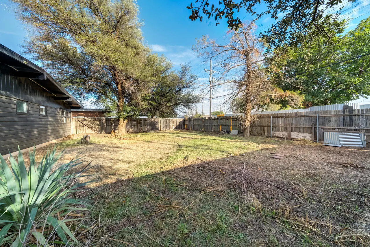 Photo 41 — 2105 57th Street, Lubbock, TX 79412