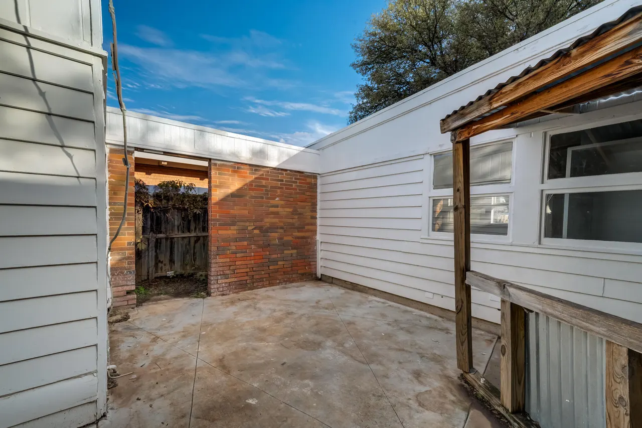 Photo 40 — 2105 57th Street, Lubbock, TX 79412