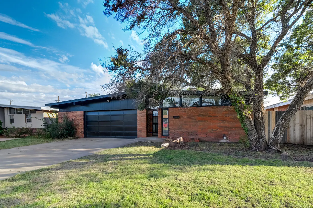 Front exterior — 2105 57th Street, Lubbock, TX 79412