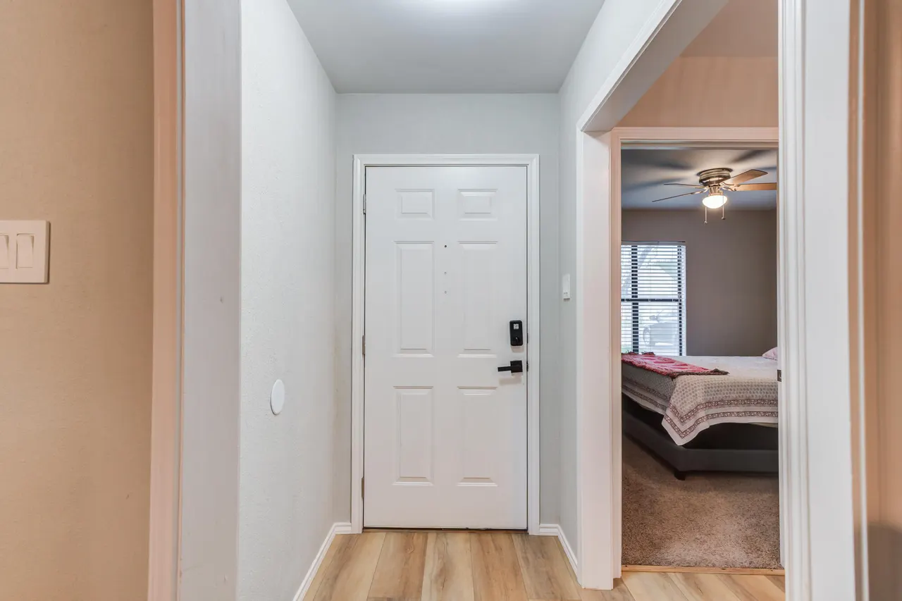 Photo 4 — 2108 93rd Place, Lubbock, TX 79423