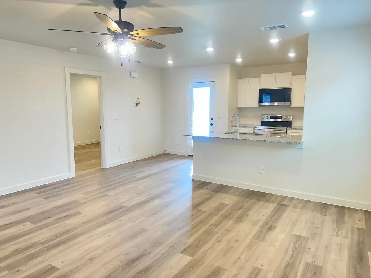 Photo 4 — 2013 Yellowhouse Avenue, Wolfforth, TX 79382