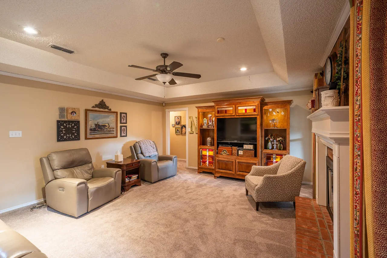 Photo 5 — 6003 75th Street, Lubbock, TX 79424