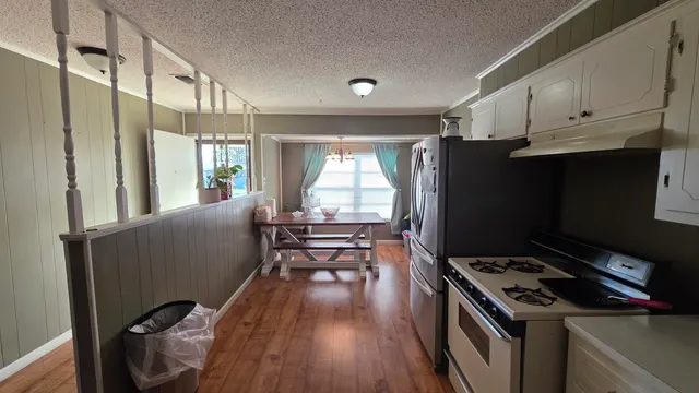 Photo 3 — 2110 39th Street, Lubbock, TX 79412