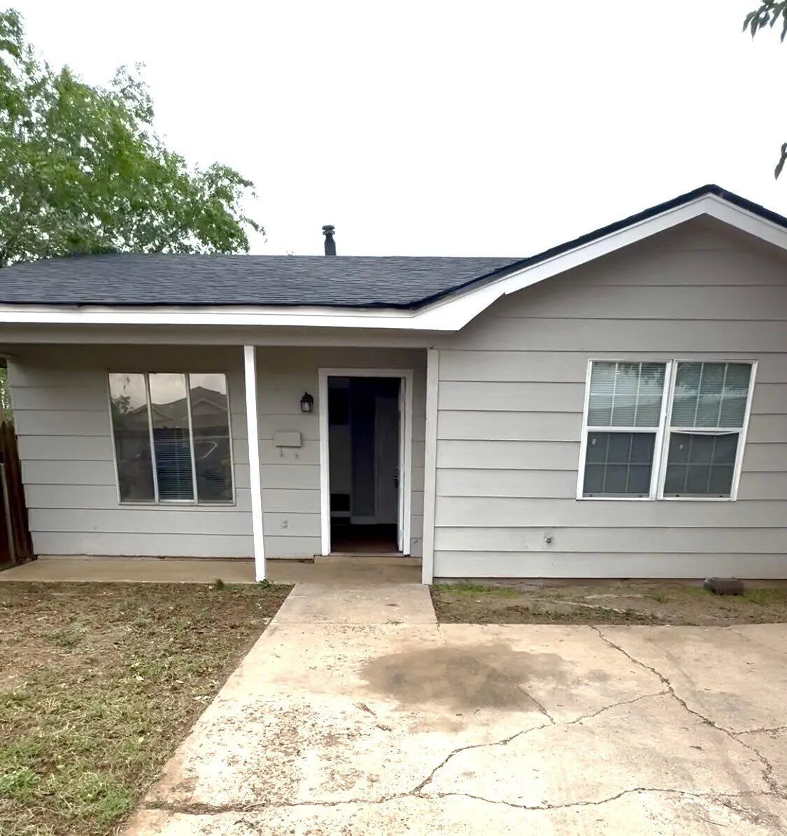Front exterior — 2907 Auburn Street, Lubbock, TX 79415