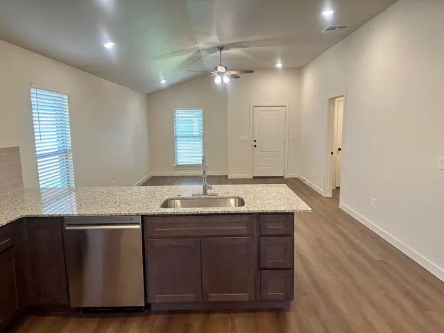 Photo 5 — 15424 Fulton Avenue, Lubbock, TX 79424