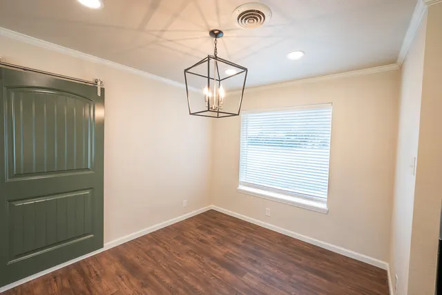 Photo 6 — 1304 8th Street, Shallowater, TX 79363