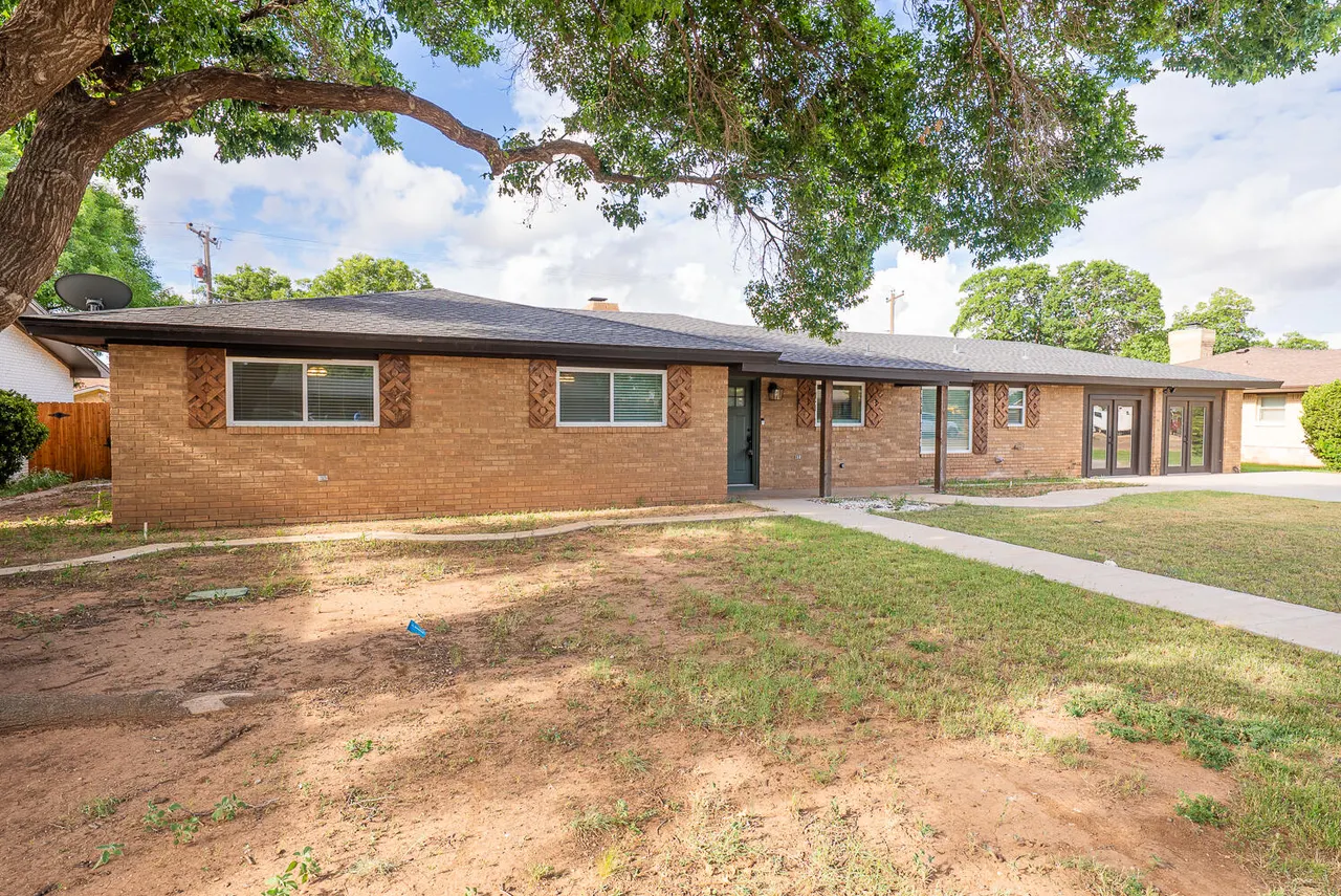 Photo 24 — 1304 8th Street, Shallowater, TX 79363
