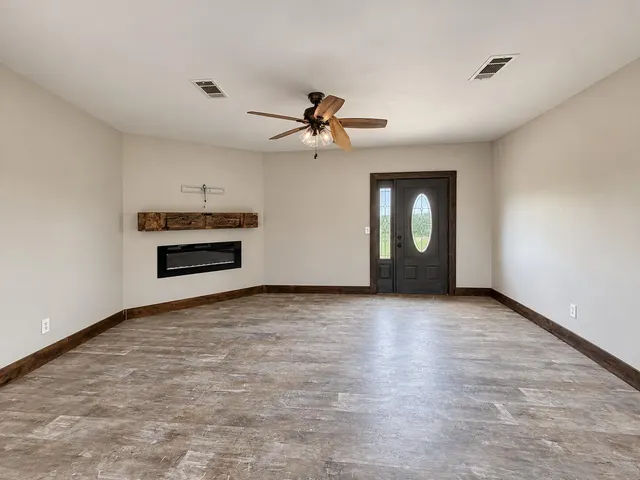 Photo 7 — 5901 N County Road 3000, Lubbock, TX 79403