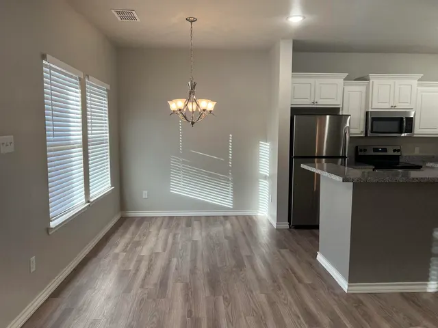 Photo 5 — 6040 24th Street APT 7, Lubbock, TX 79407
