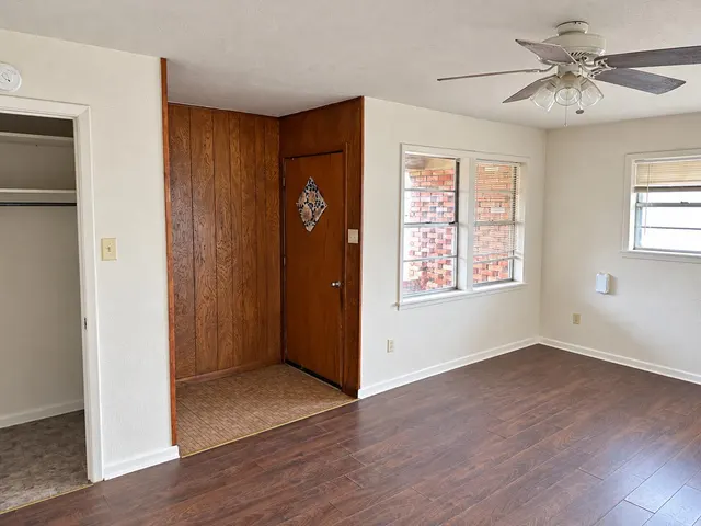 Photo 4 — 520 N 11th Street, Memphis, TX 79245