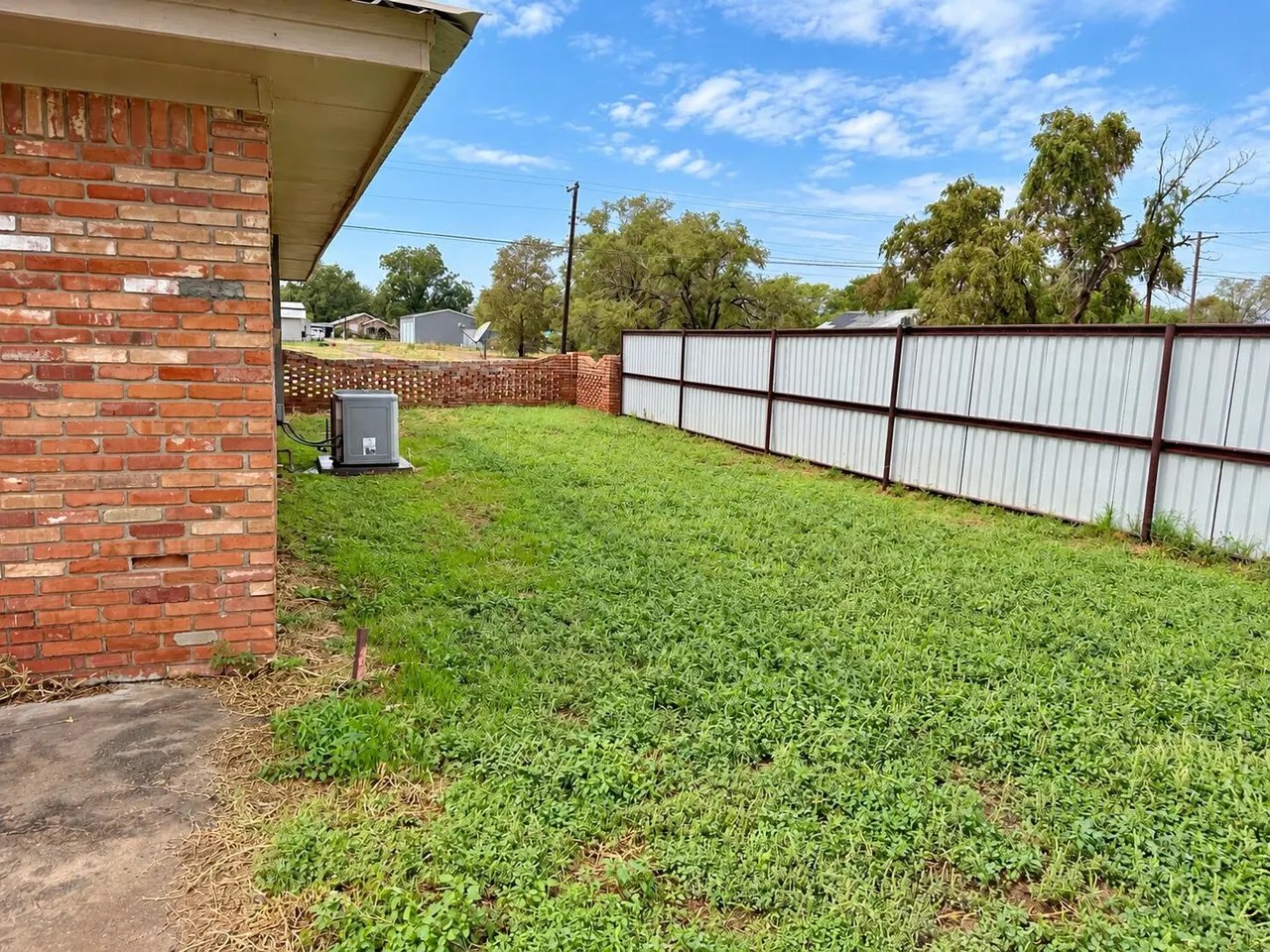 Photo 25 — 520 N 11th Street, Memphis, TX 79245