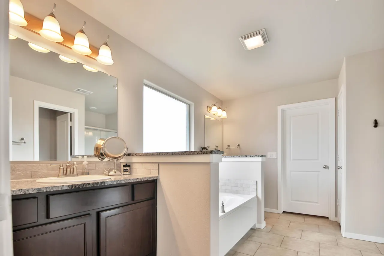 Photo 21 — 2911 Valencia Avenue, Lubbock, TX 79407