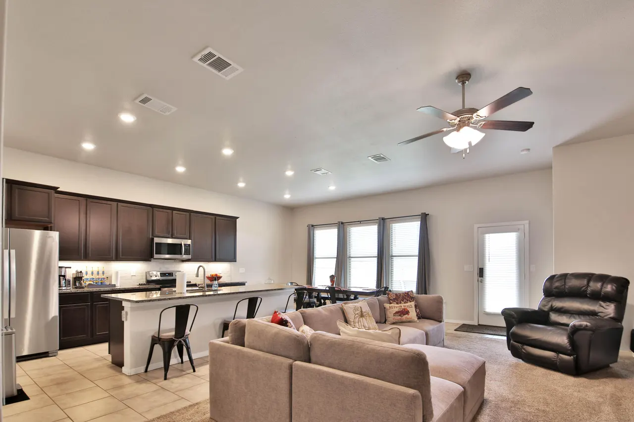 Photo 5 — 2911 Valencia Avenue, Lubbock, TX 79407