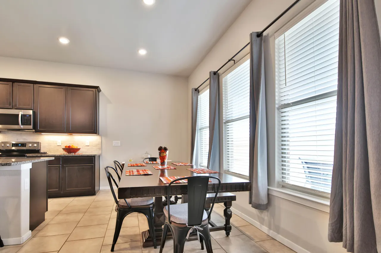 Photo 12 — 2911 Valencia Avenue, Lubbock, TX 79407