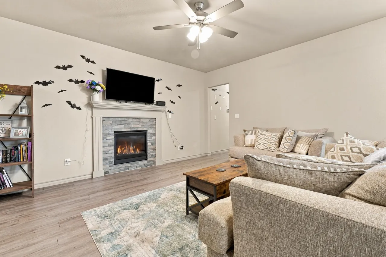 Photo 5 — 7101 22nd Street, Lubbock, TX 79407
