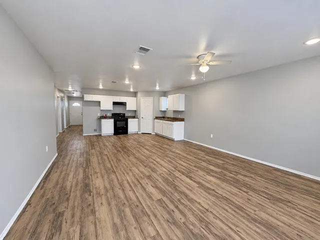 Photo 2 — 3606 E 3rd Place, Lubbock, TX 79403