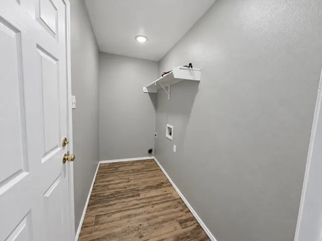 Photo 5 — 3606 E 3rd Place, Lubbock, TX 79403