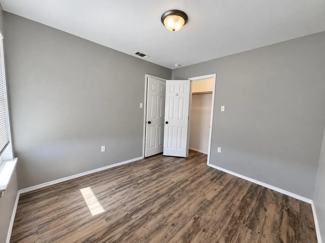 Photo 13 — 3606 E 3rd Place, Lubbock, TX 79403