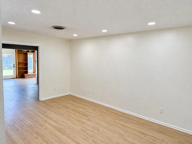 Photo 2 — 5425 46th Street, Lubbock, TX 79414