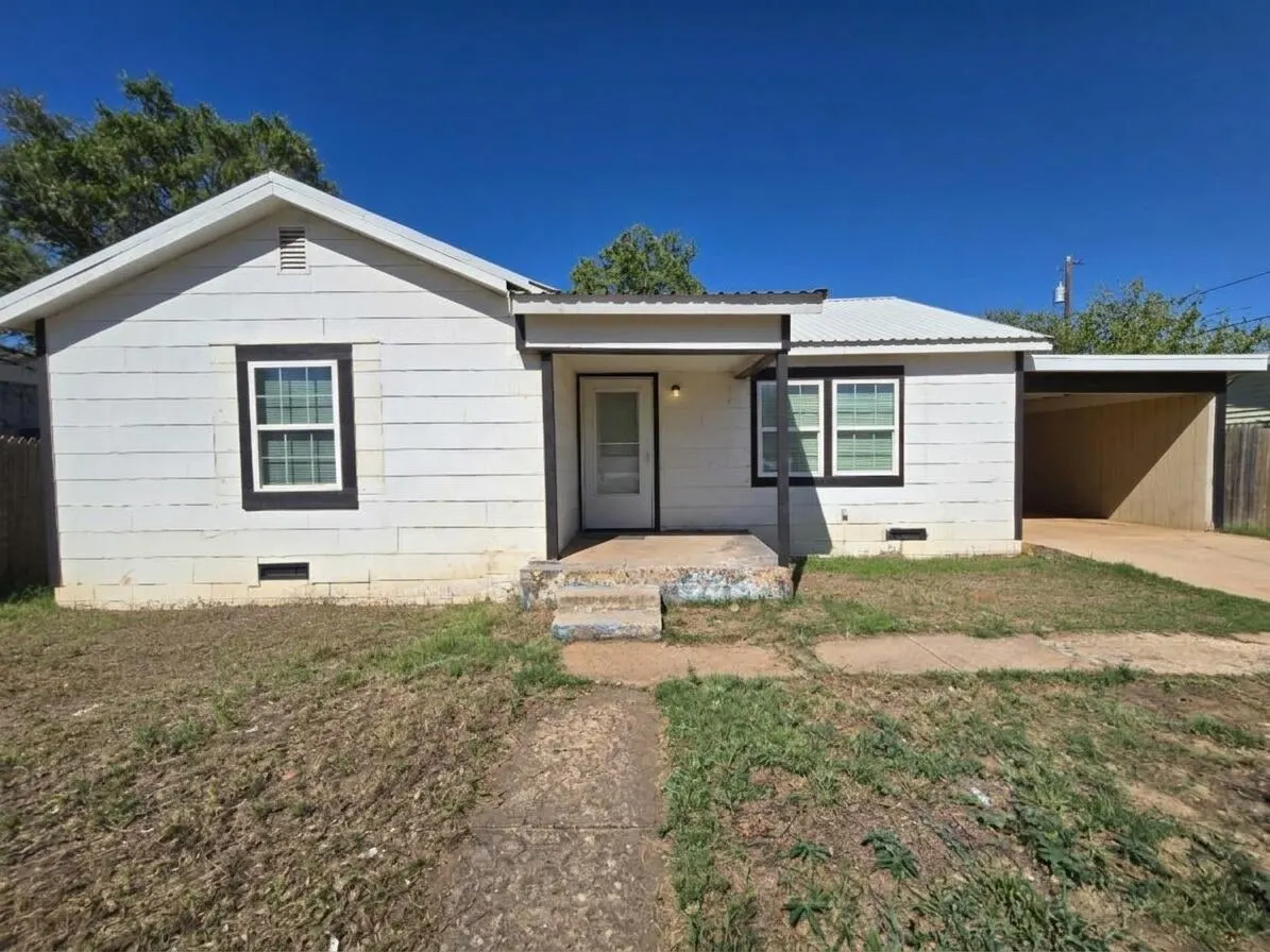 Front exterior — 1404 S 14th Street, Lamesa, TX 79331
