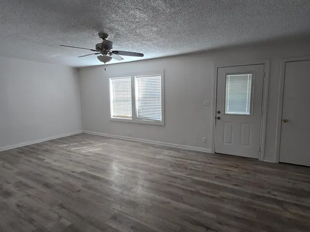 Photo 5 — 1404 S 14th Street, Lamesa, TX 79331