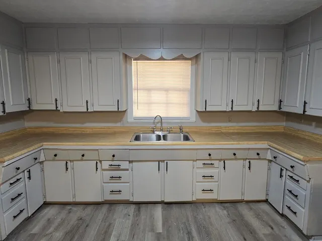 Photo 6 — 1404 S 14th Street, Lamesa, TX 79331