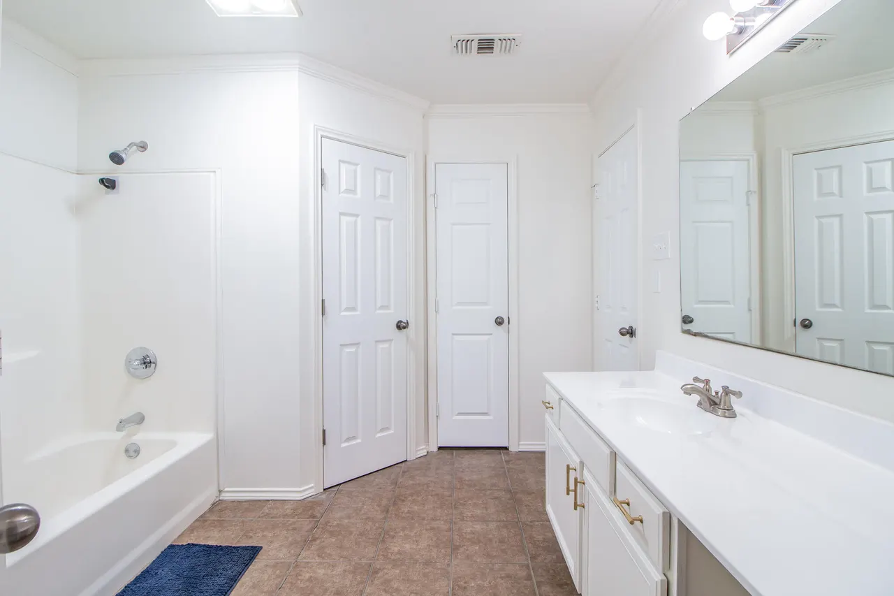 Photo 15 — 5733 106th Street, Lubbock, TX 79424