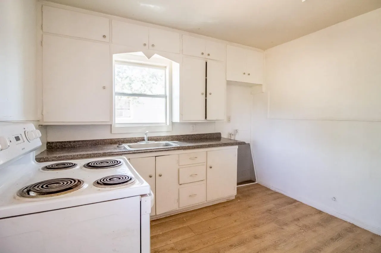 Photo 6 — 3217 Baylor Street, Lubbock, TX 79415