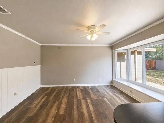 Photo 7 — 3611 36th Street, Lubbock, TX 79413