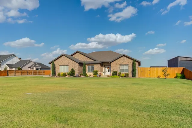 Photo 8 — 19203 County Road 2240, Lubbock, TX 79423