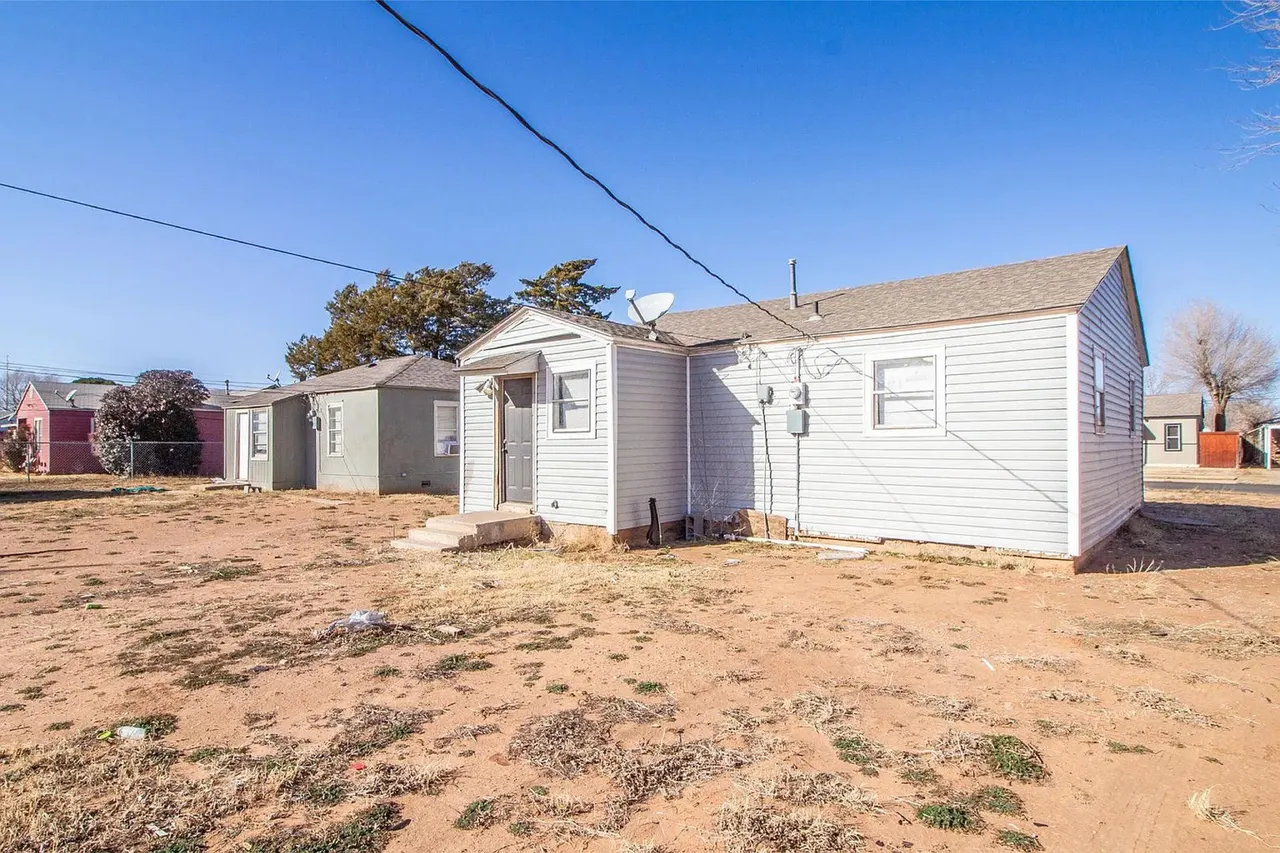 Photo 10 — 3219 Baylor Street, Lubbock, TX 79415