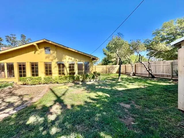 Photo 42 — 7006 W 13th, Plainview, TX 79072