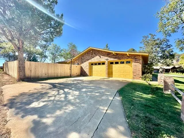 Photo 5 — 7006 W 13th, Plainview, TX 79072