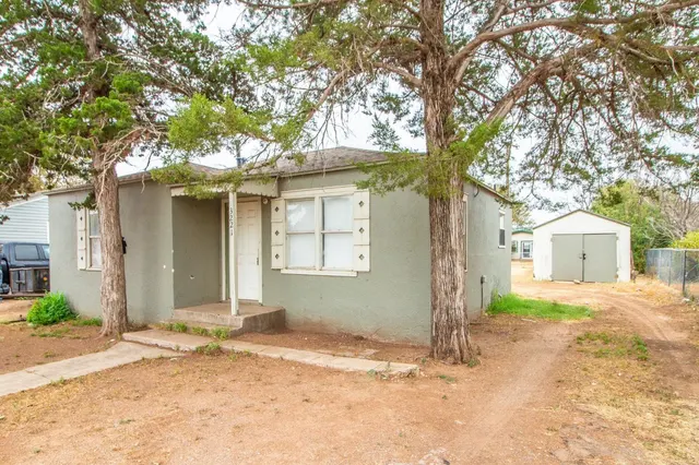 Photo 2 — 3221 Baylor Street, Lubbock, TX 79415