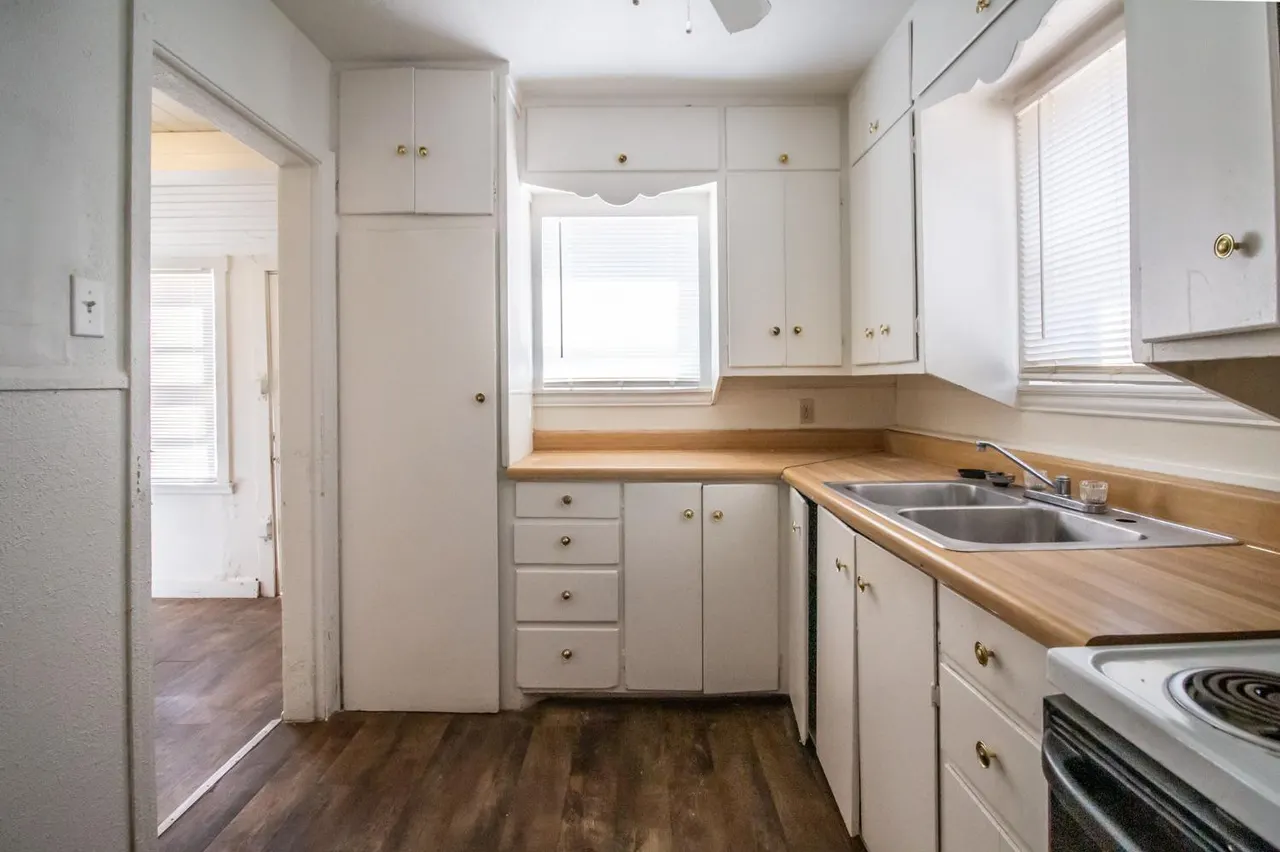 Photo 6 — 3221 Baylor Street, Lubbock, TX 79415