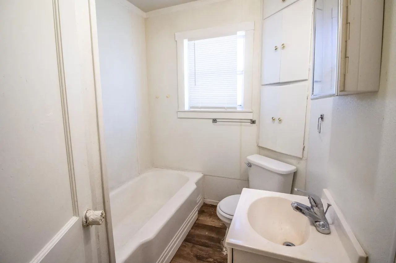 Photo 10 — 3221 Baylor Street, Lubbock, TX 79415