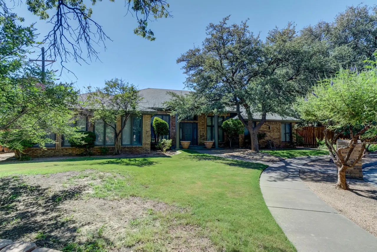 Photo 20 — 9604 Savannah Avenue, Lubbock, TX 79424