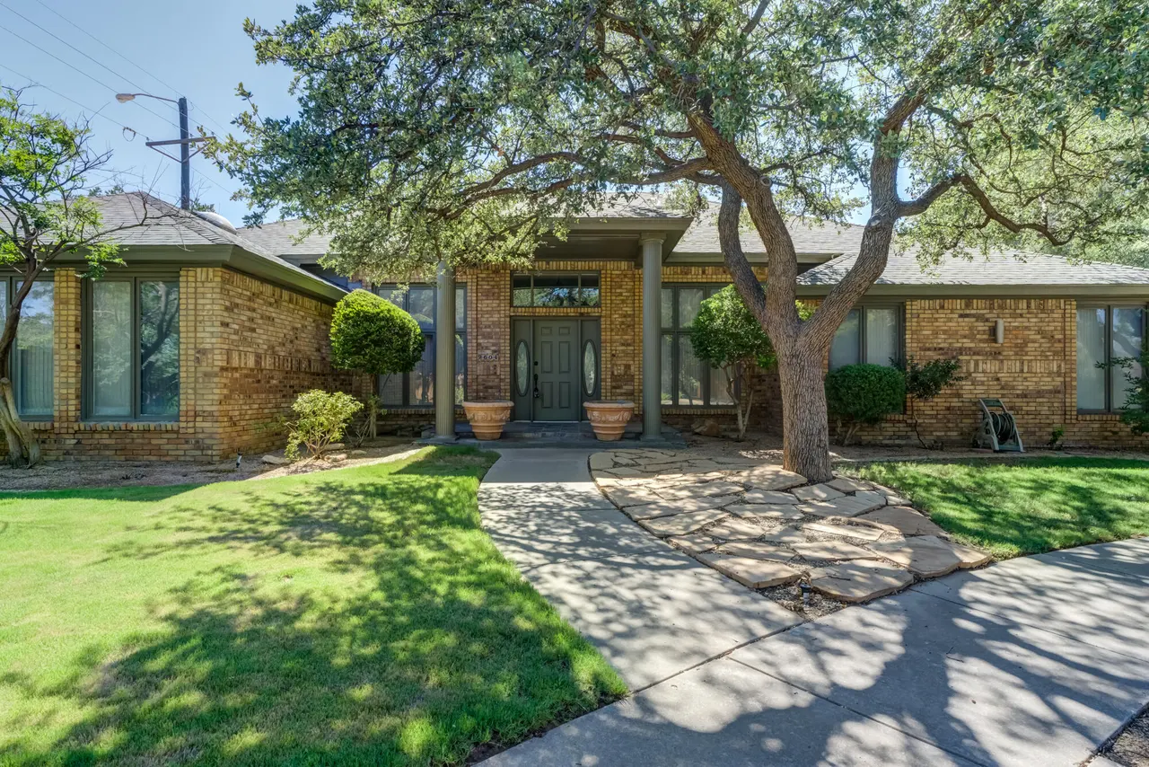 Photo 22 — 9604 Savannah Avenue, Lubbock, TX 79424