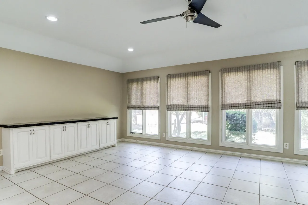 Photo 36 — 9604 Savannah Avenue, Lubbock, TX 79424